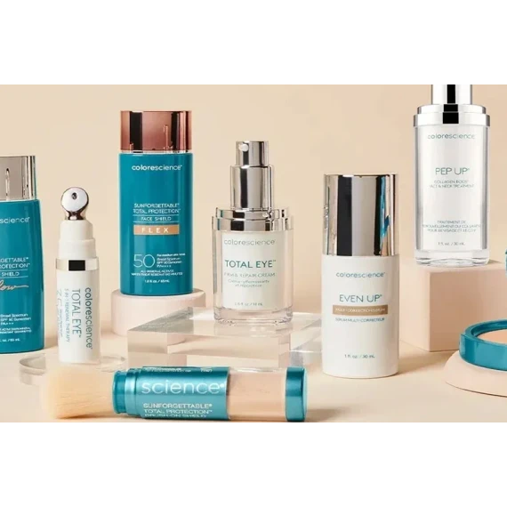 Colorescience. Физические SPF-фильтры: почему они считаются более безопасными для кожи.